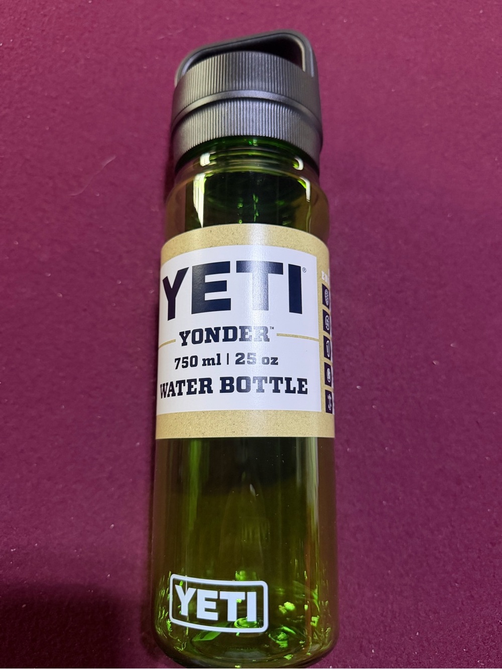 Yeti Yonder 25 oz Water Bottle - Canopy Green NWT